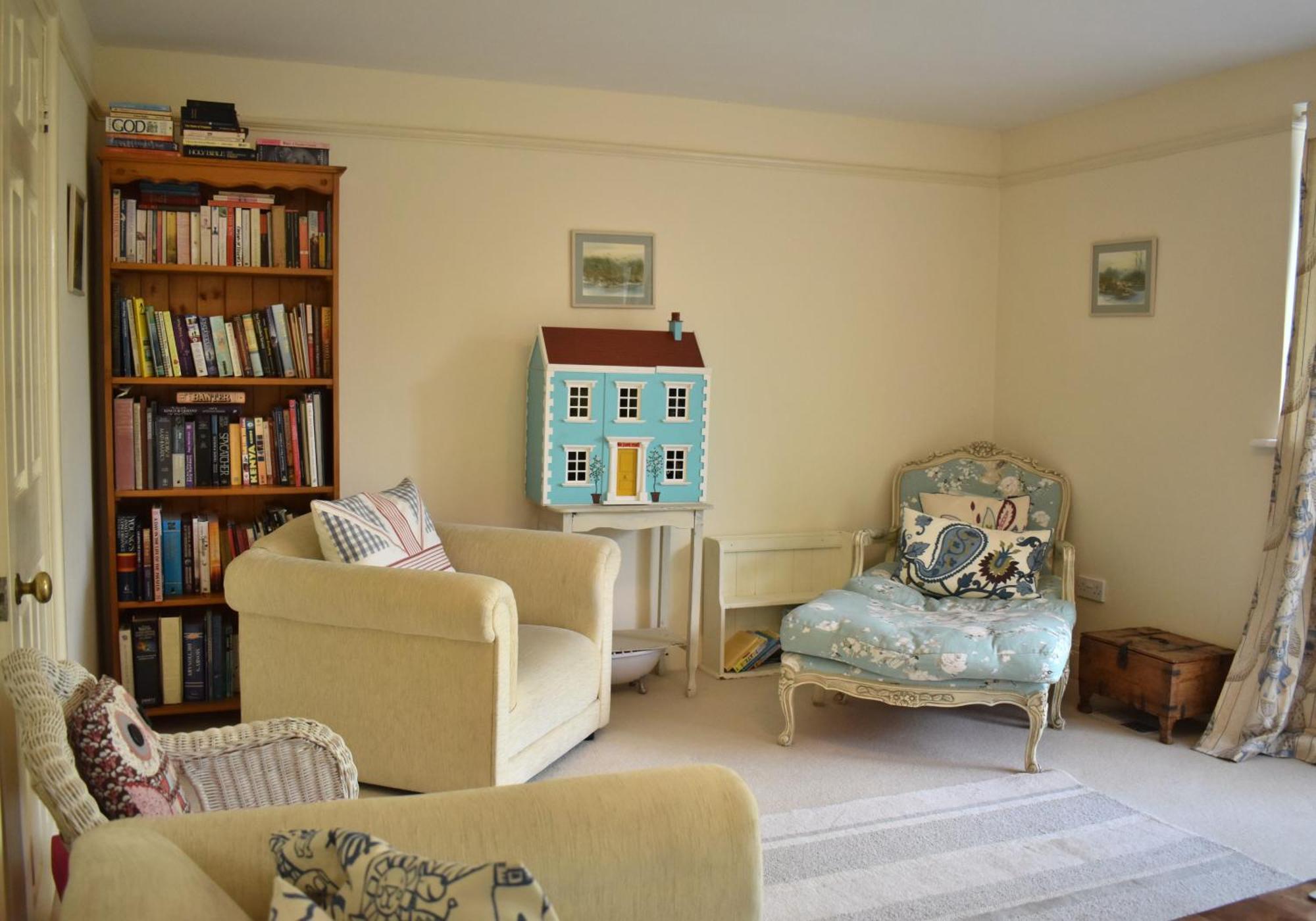 Georgian 2 Bedroom Apartment In Chichester With Free Parking - Chichester Holiday Properties Екстериор снимка