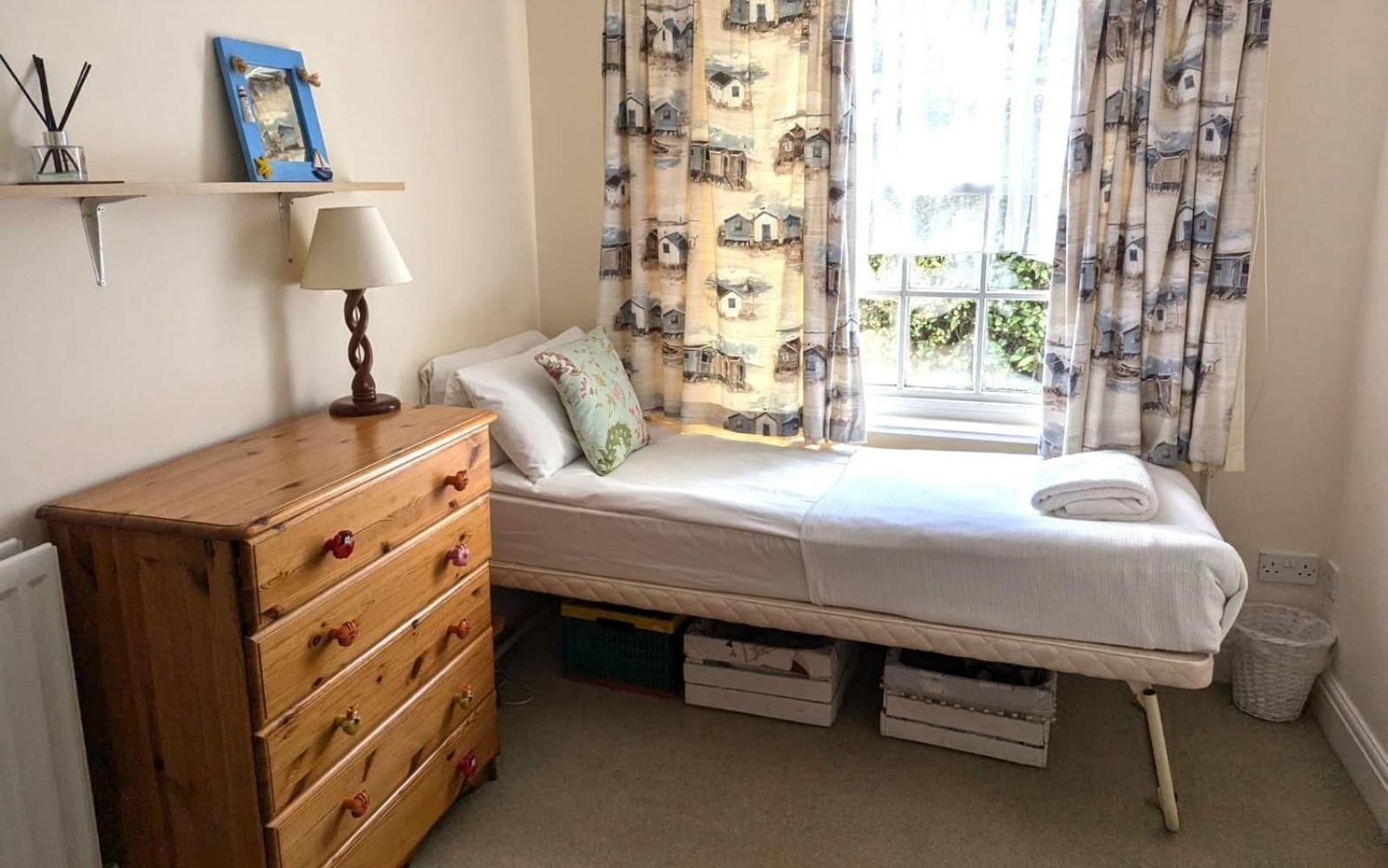 Georgian 2 Bedroom Apartment In Chichester With Free Parking - Chichester Holiday Properties Екстериор снимка